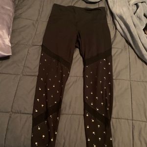 Old Navy black palm tree athletic leggings